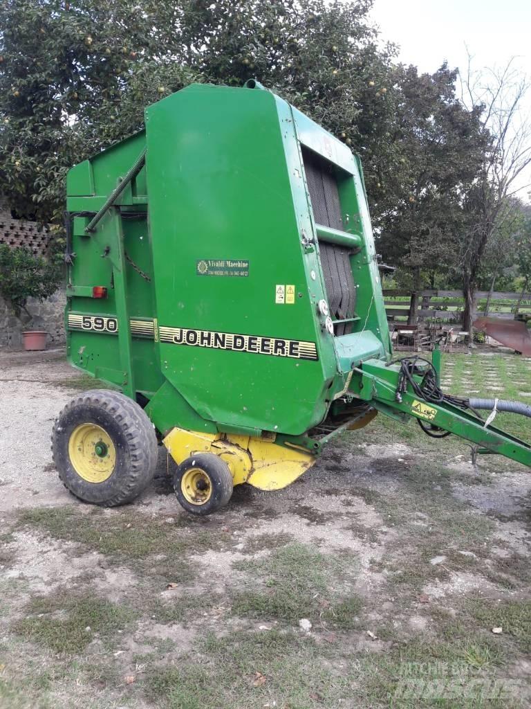 John Deere 590 Lisy na okrúhle balíky