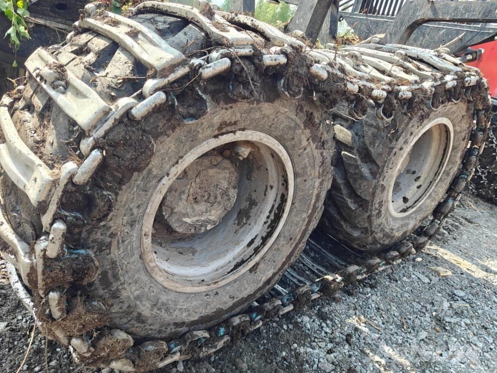 Komatsu 875 Lesné traktory