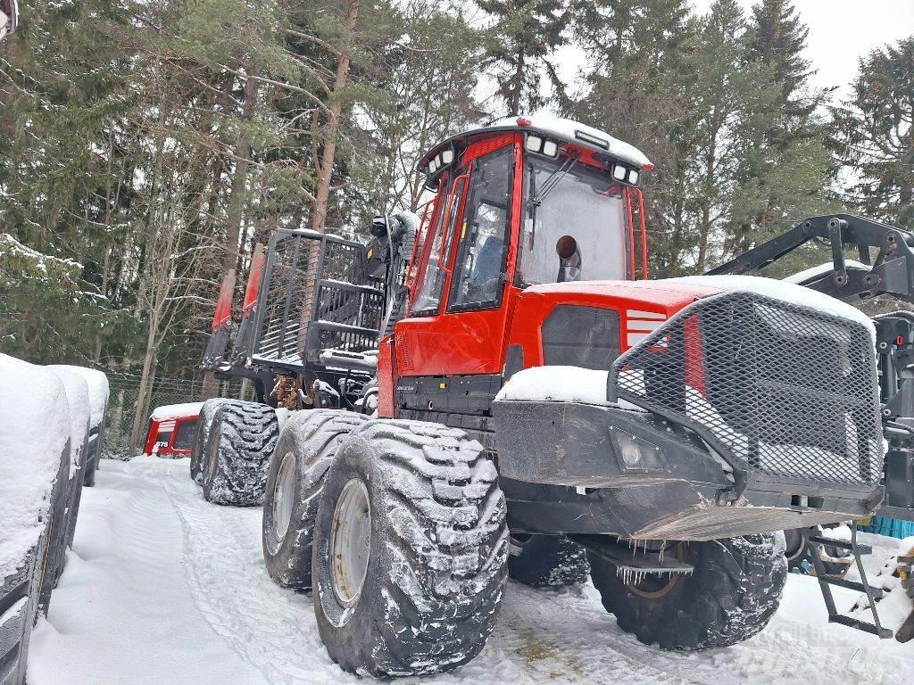 Komatsu 895 Lesné traktory