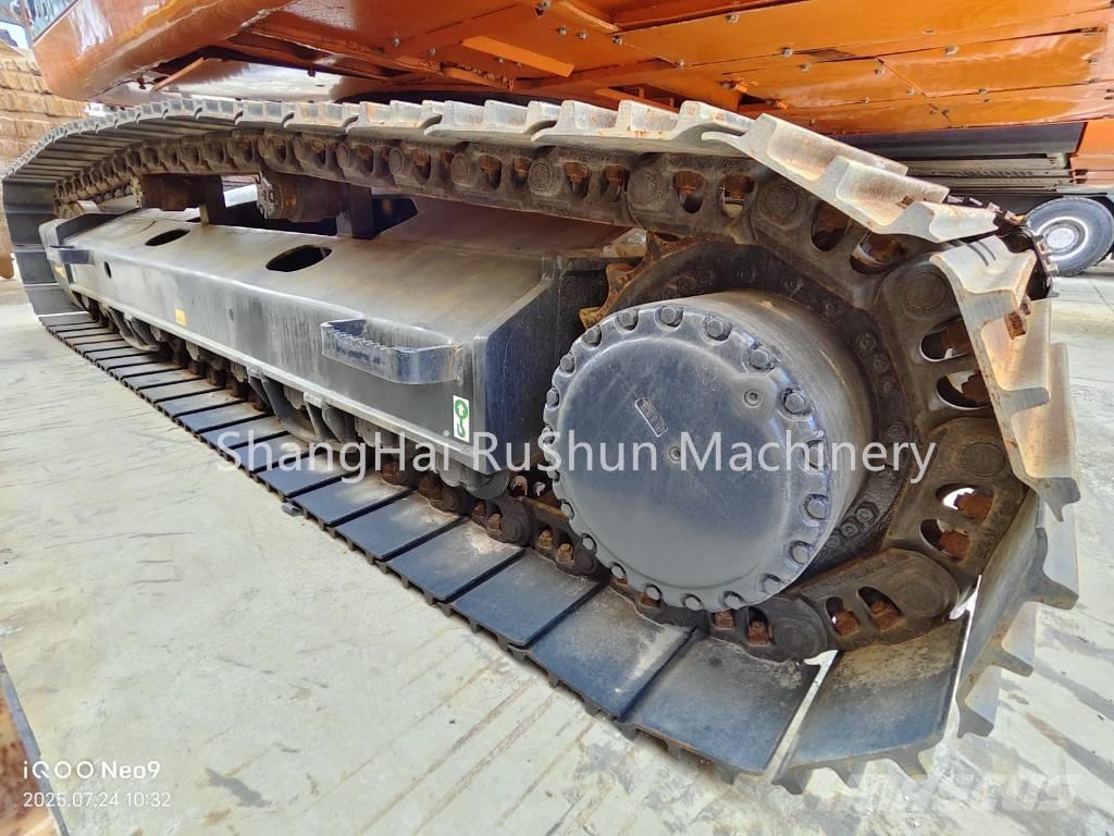 Doosan 225-7 Pásové rýpadlá
