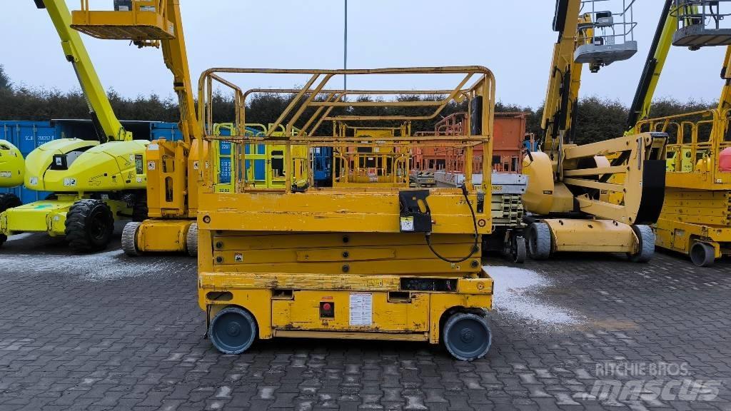 Haulotte Compact 10 Nožnicové zdvíhacie plošiny