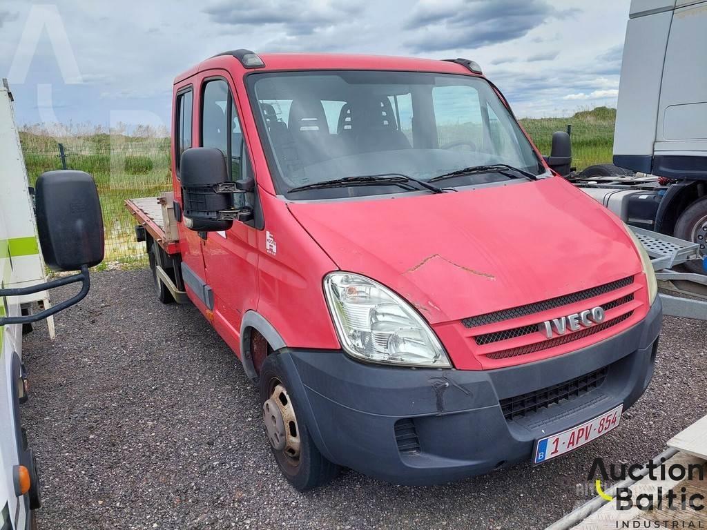 Iveco 50C18 Plošinové nákladné automobily/nákladné automobily so sklápacími bočnicami