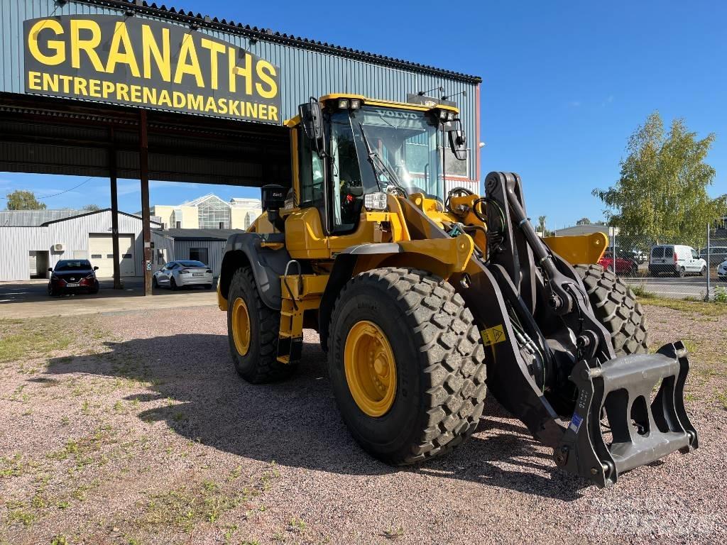 Volvo L 120 H / L120H Kolesové nakladače