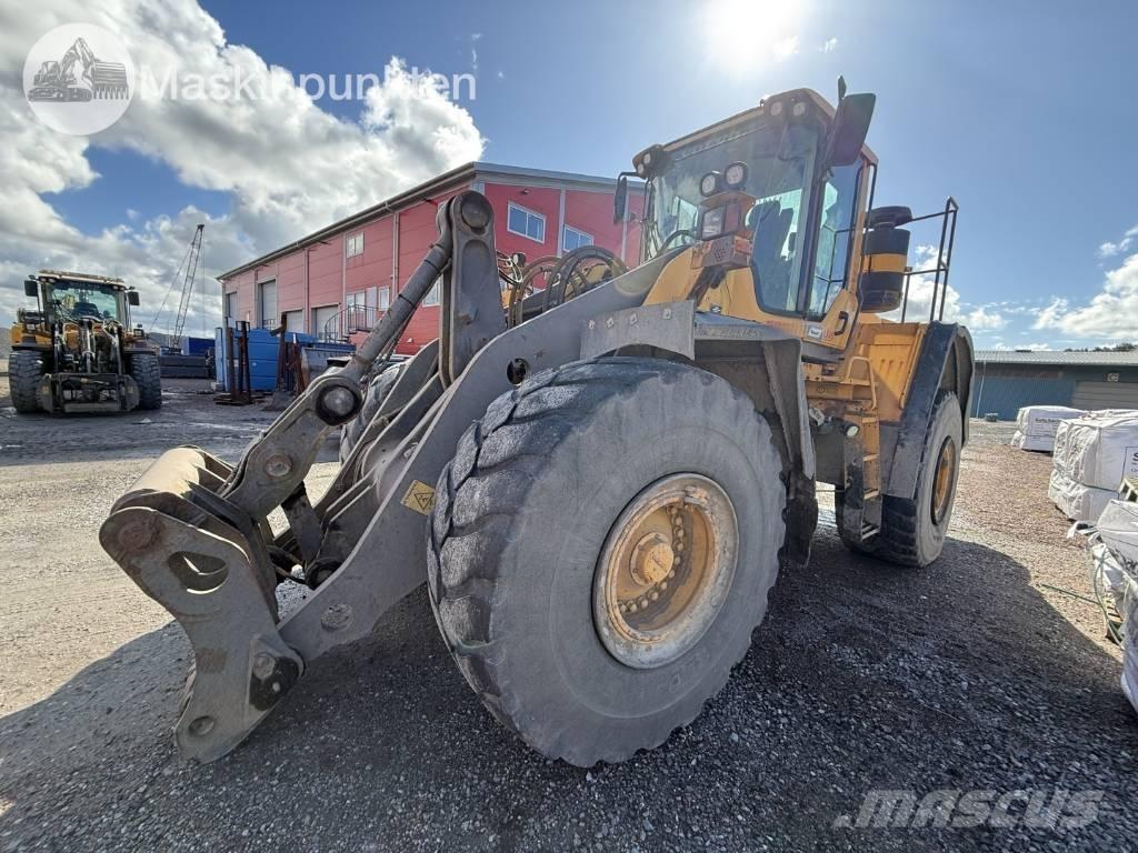 Volvo L 180 F Kolesové nakladače