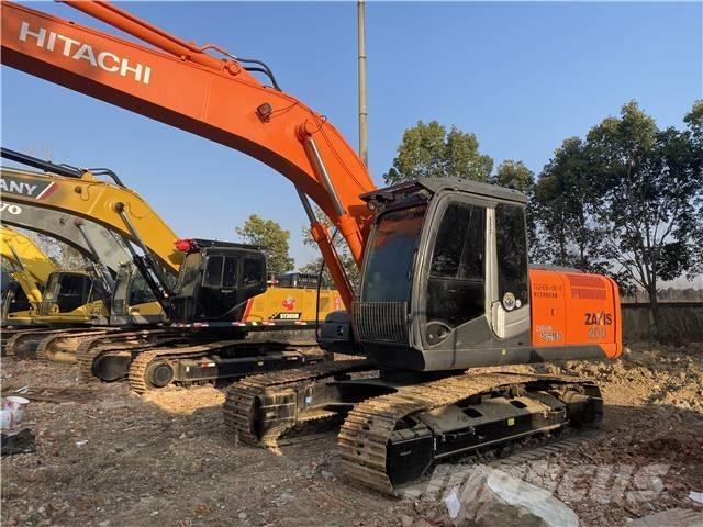 Hitachi ZX200 Pásové rýpadlá