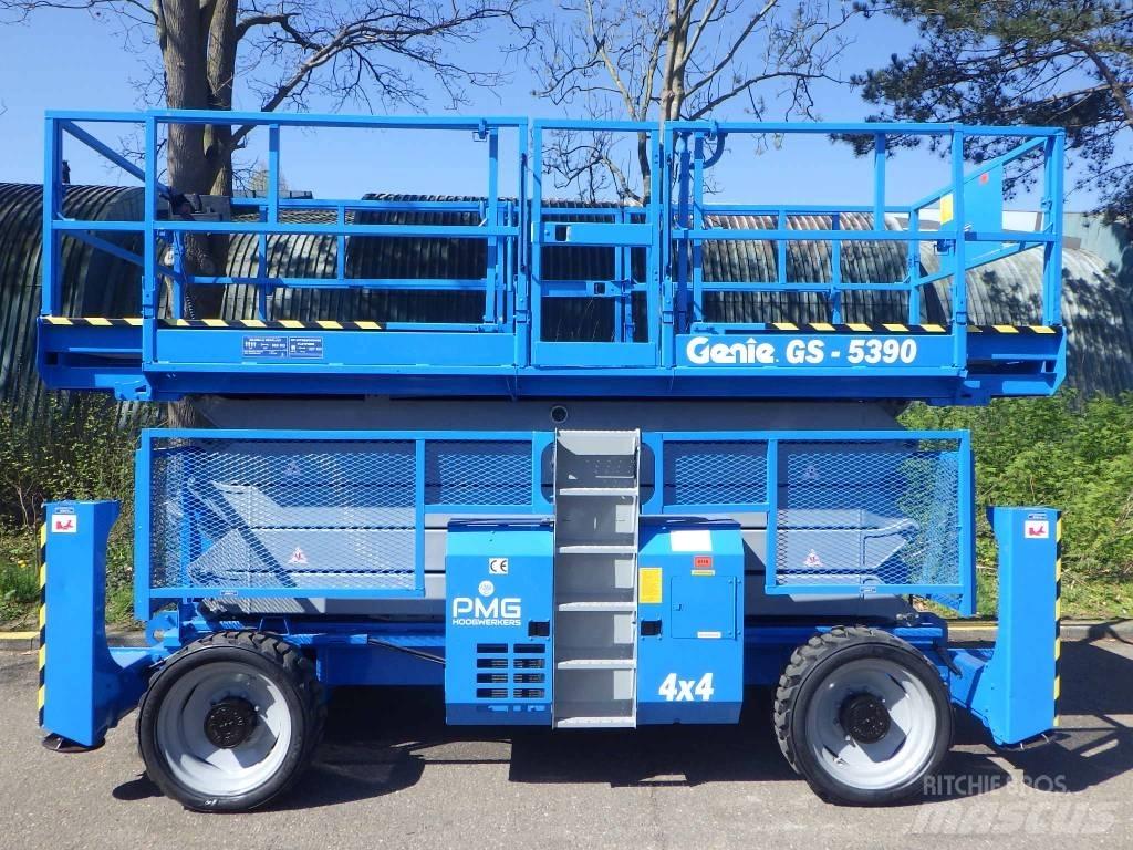 Genie GS5390RT Nožnicové zdvíhacie plošiny