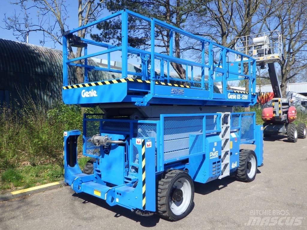 Genie GS5390RT Nožnicové zdvíhacie plošiny