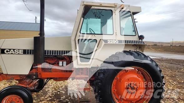 J I Case 2290 Traktory