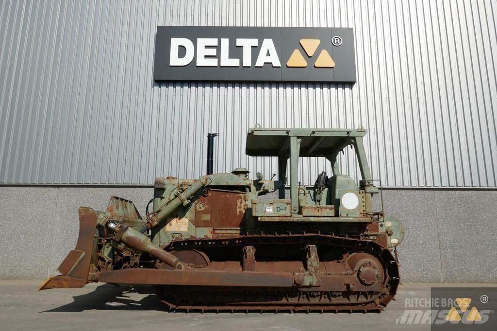 CAT D7F Ex-army Pásové dozéry