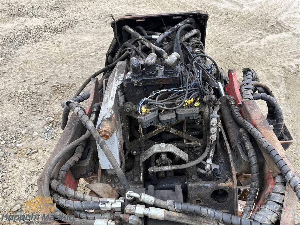 Valmet 350.1 Žatevné hlavy