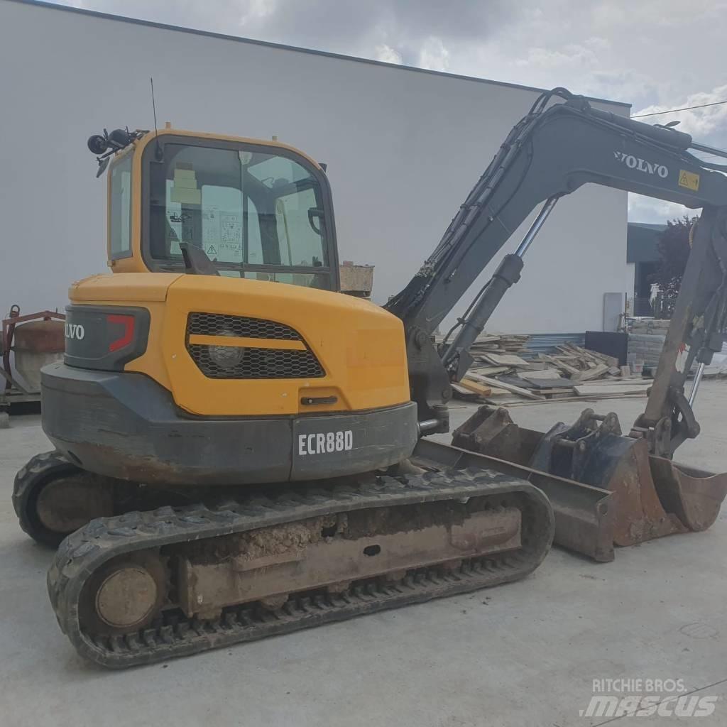 Volvo ECR 88 D Midi rýpadlá 7 t - 12 t