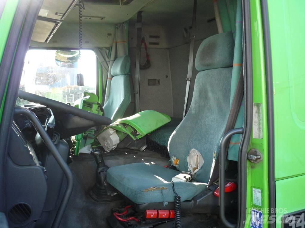 Volvo FM12 Kabíny a interiér