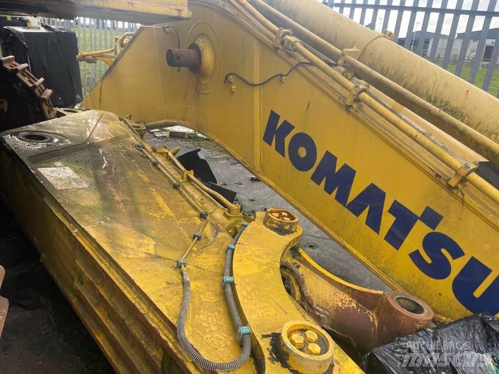 Komatsu PC700LC-11 Pásové rýpadlá