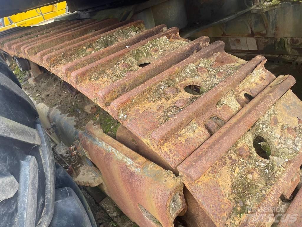 Komatsu PC700LC-11 Pásové rýpadlá
