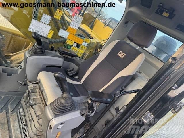 CAT 323 EL Pásové rýpadlá