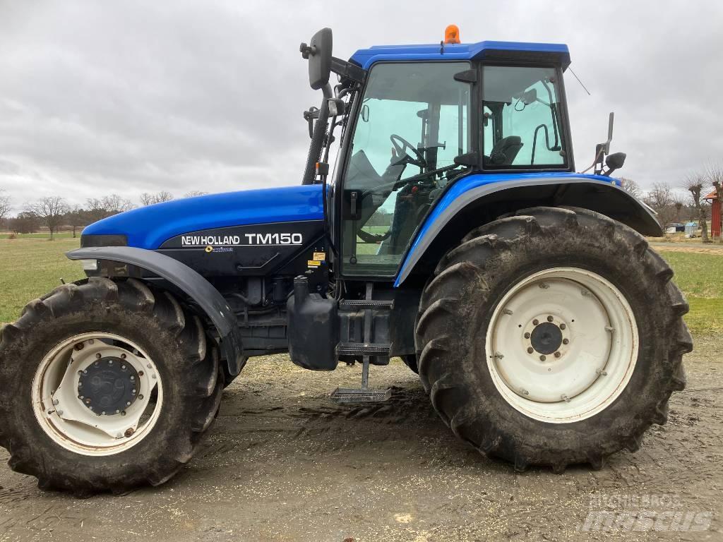 New Holland TM 150 Traktory