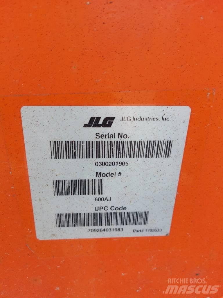 JLG 600AJ Kĺbové plošiny