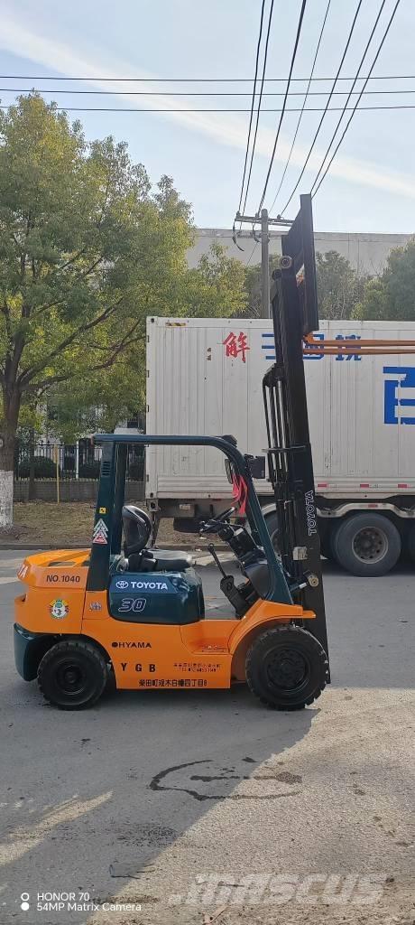 Toyota FD 30 Dieselové vozíky