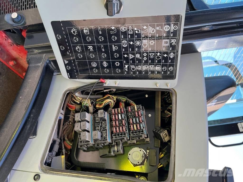 CAT 907H2 Kolesové nakladače