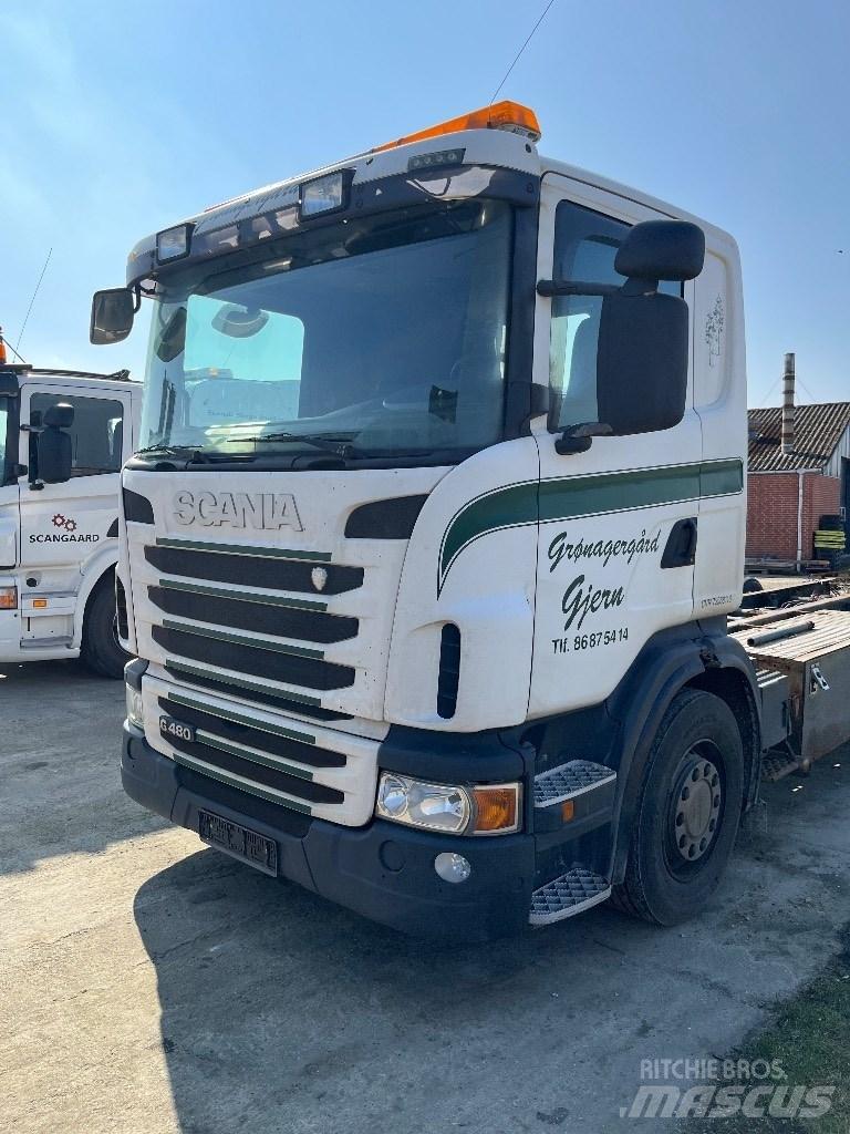 Scania CG16 Kabíny a interiér