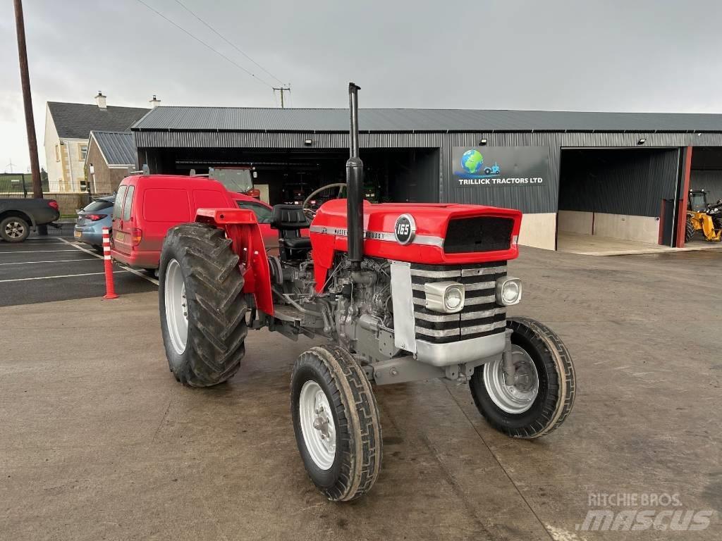 Massey Ferguson 165 Traktory