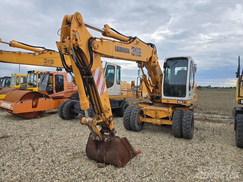 Liebherr A 316 Kolesové rýpadlá
