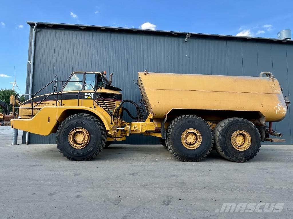 CAT 740 Water truck Kĺbové nákladné autá