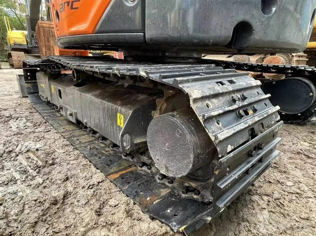 Hitachi ZX50U Mini rýpadlá < 7t