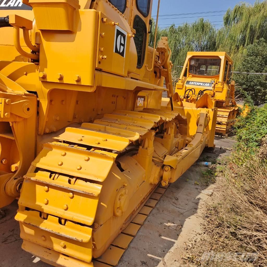 CAT D 7 G Pásové dozéry