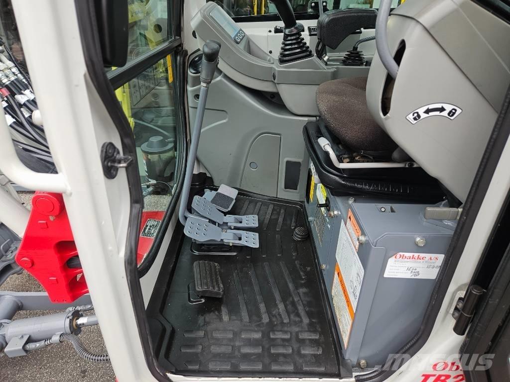 Takeuchi TB 225 Mini rýpadlá < 7t