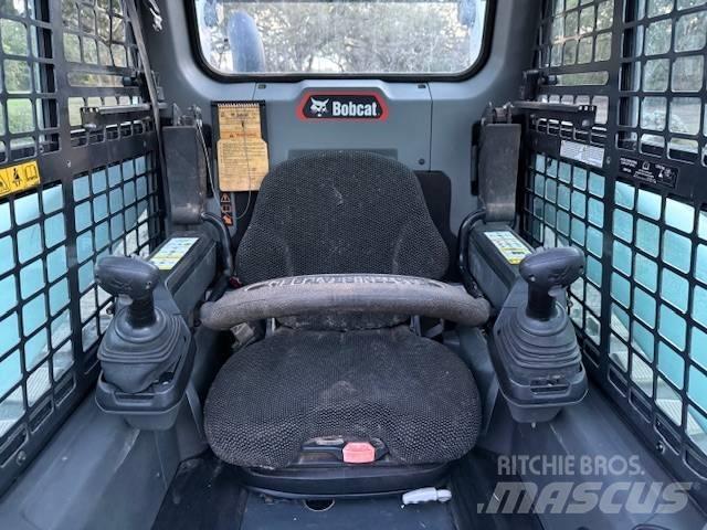 Bobcat T 76 Šmykom riadené nakladače