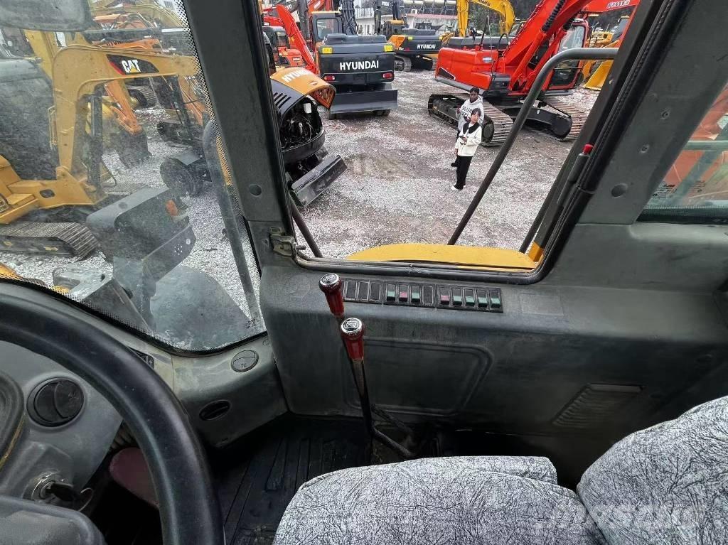 SDLG LG 953 Kolesové nakladače