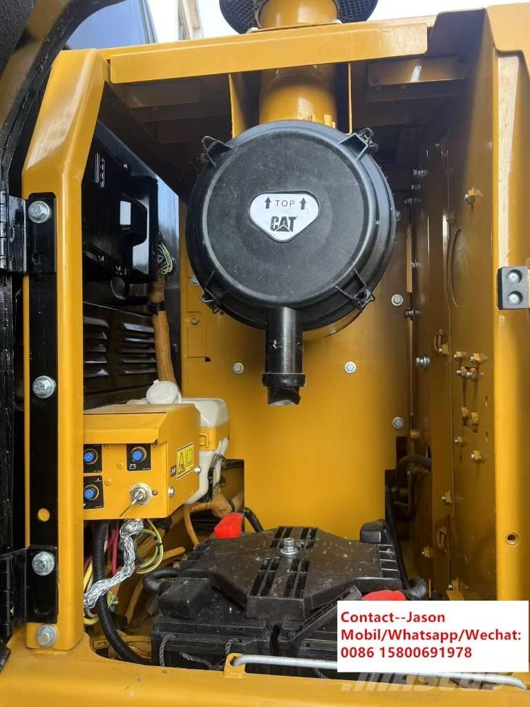 CAT 320 D RR Pásové rýpadlá