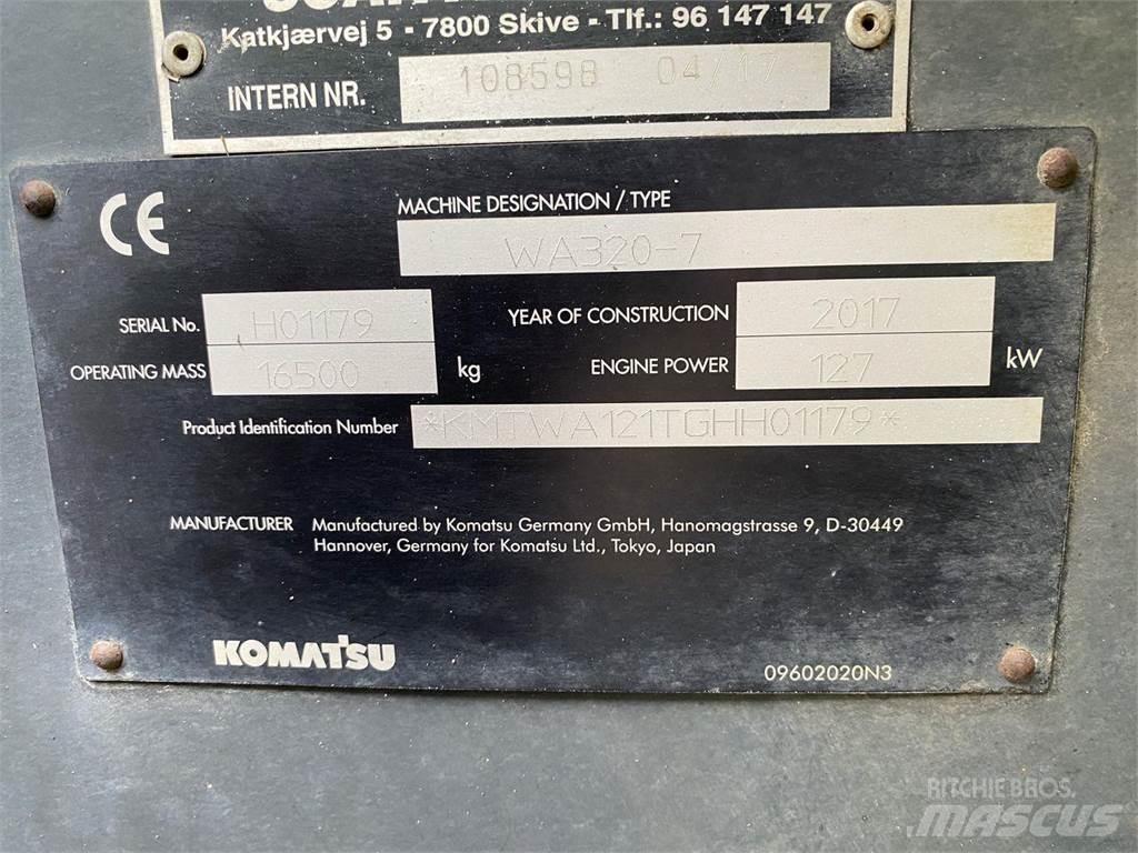 Komatsu WA320-7 Kolesové nakladače