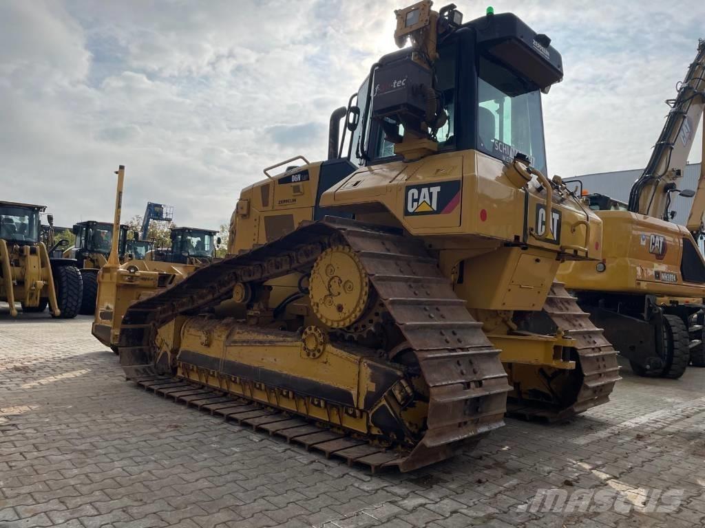 CAT D 6 N LGP Pásové dozéry