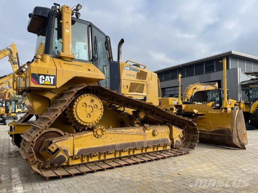 CAT D 6 N LGP Pásové dozéry