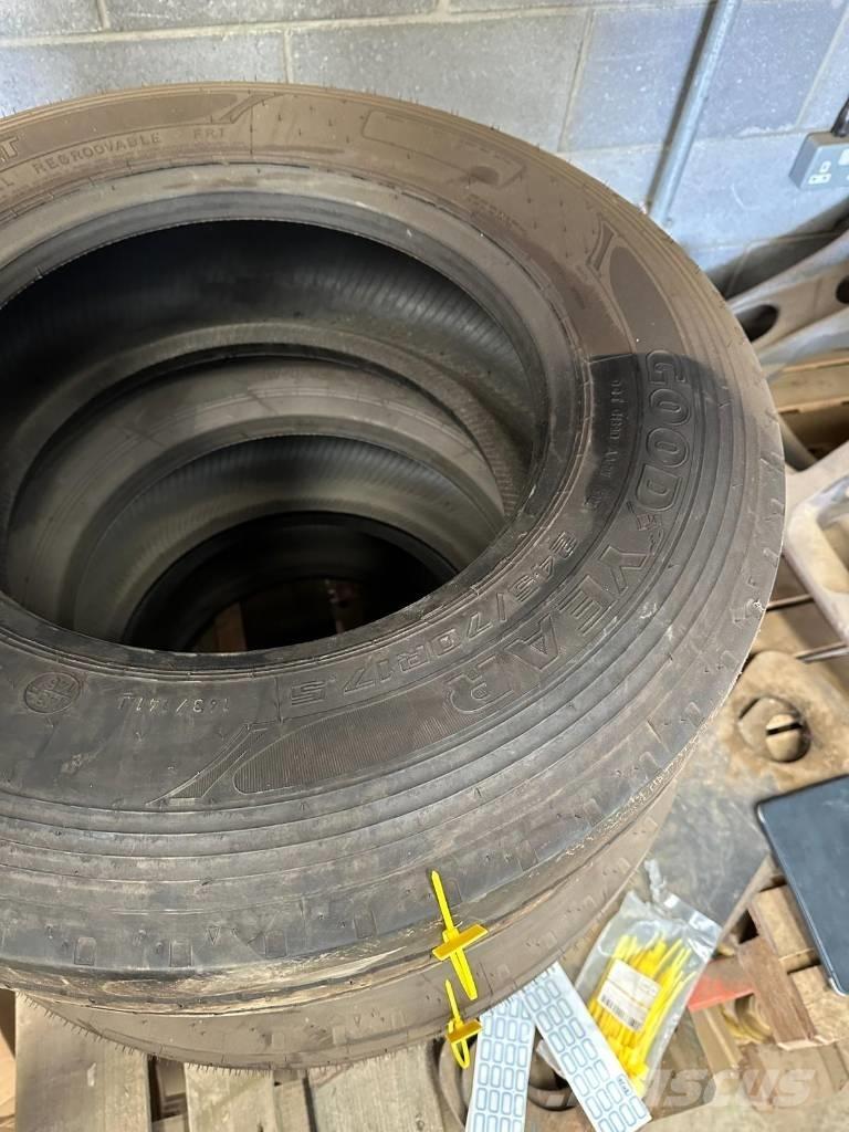 Goodyear 245/70R17 Pneumatiky, kolesá a ráfiky