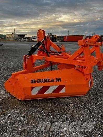 MS Grader 205 K Grejdery