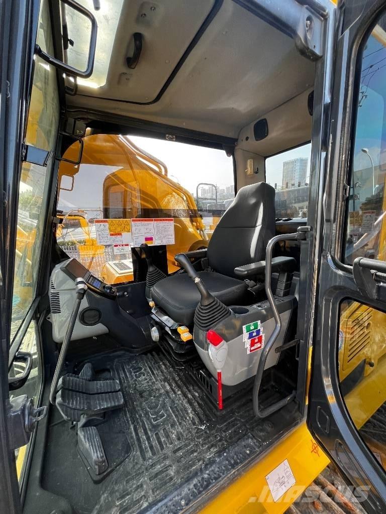 Komatsu PC 450 Pásové rýpadlá