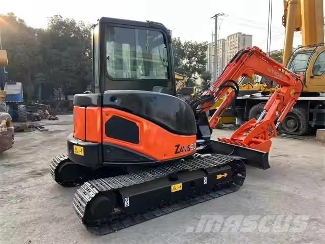 Hitachi ZX 50 Mini rýpadlá < 7t