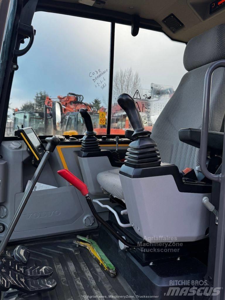 Volvo EC 60 Pásové rýpadlá