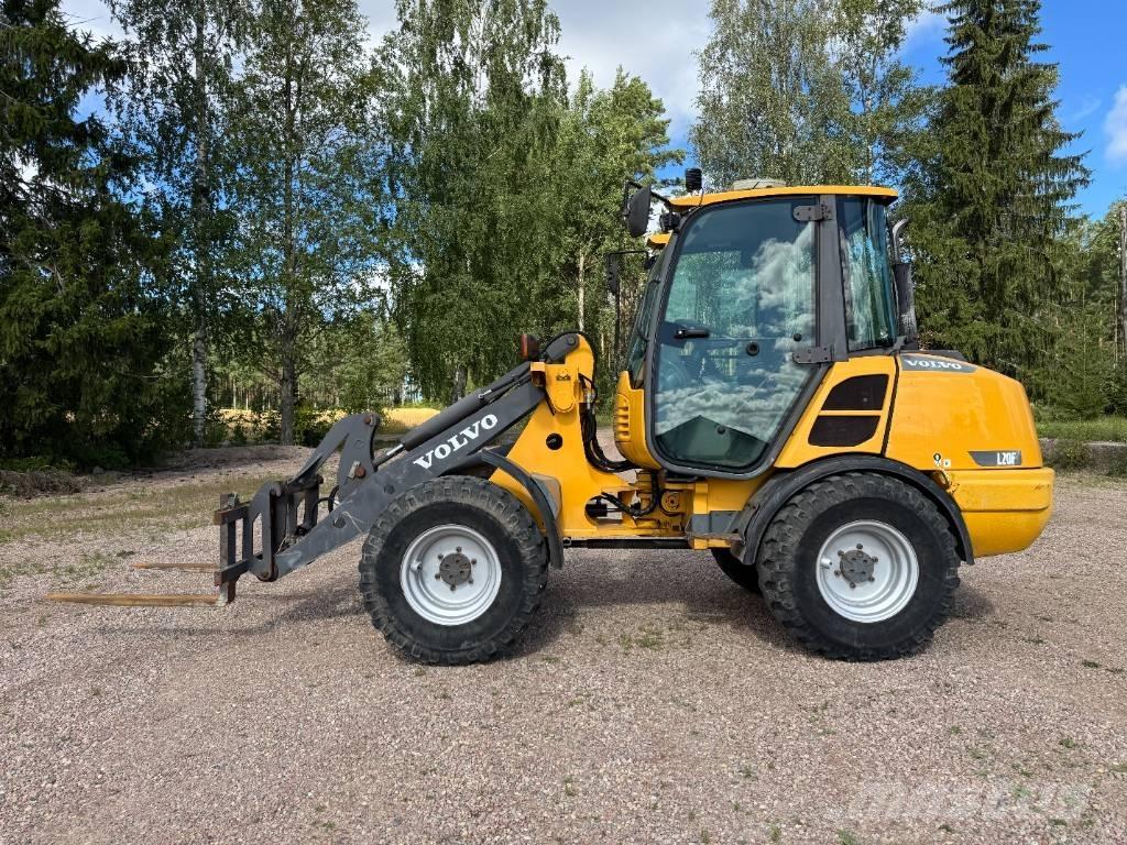Volvo L 20 F Kolesové nakladače