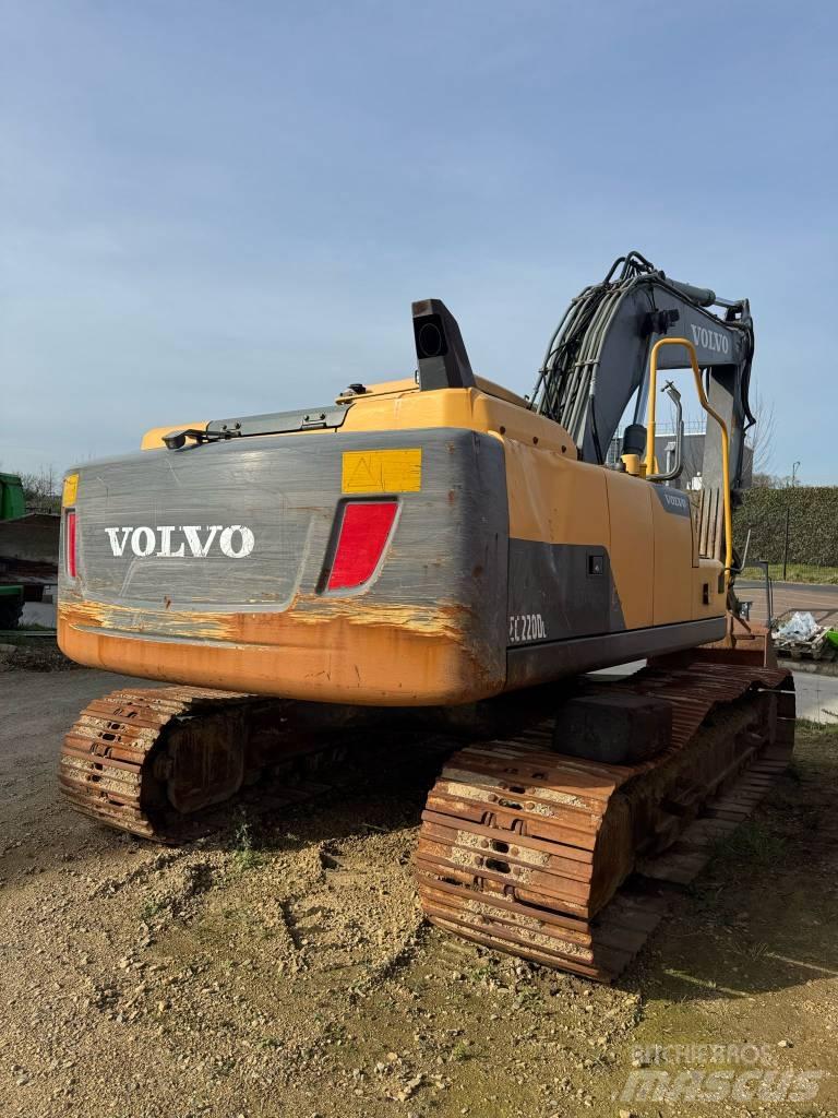 Volvo EC220DL Pásové rýpadlá