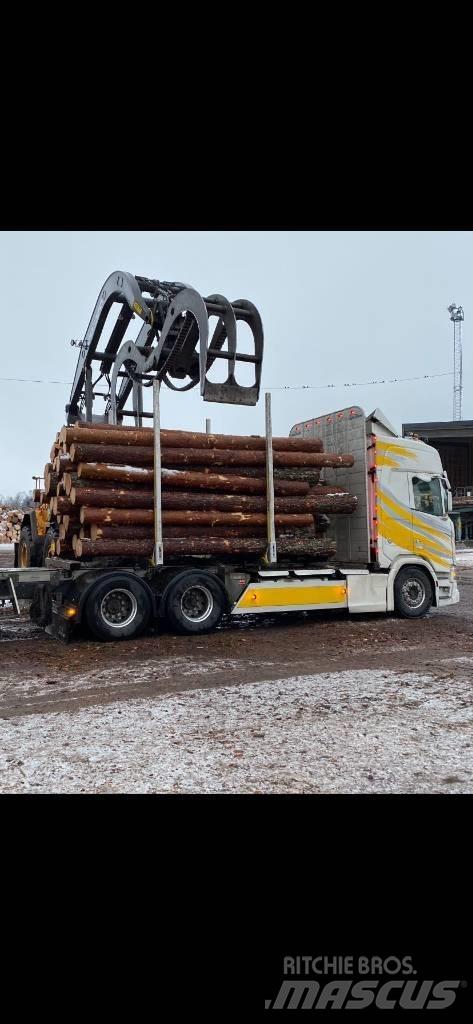 Scania R 650 Nákladné vozidlá na prepravu dreva