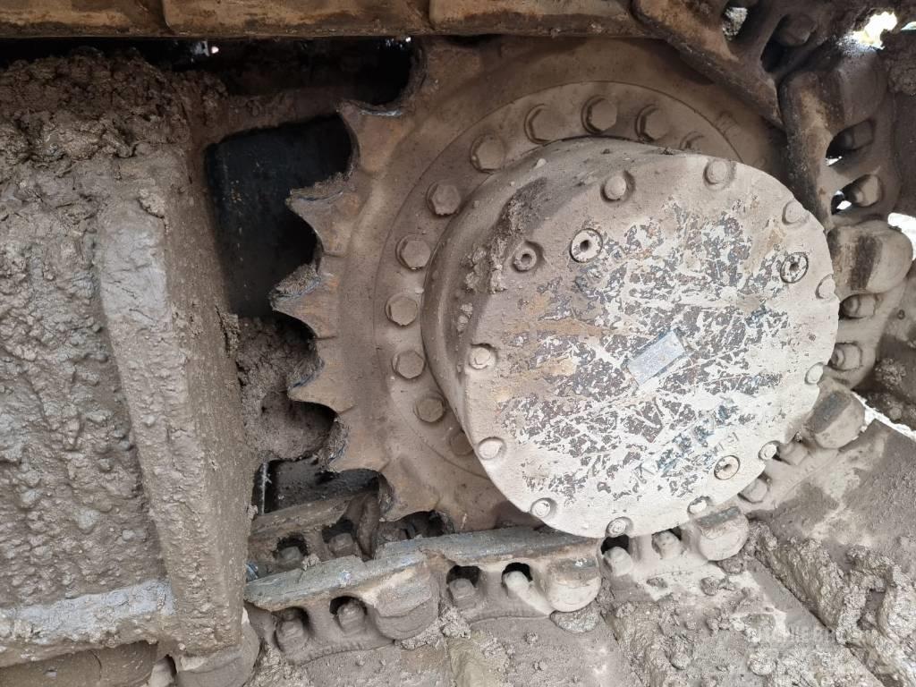 Hyundai HX 140 L Pásové rýpadlá