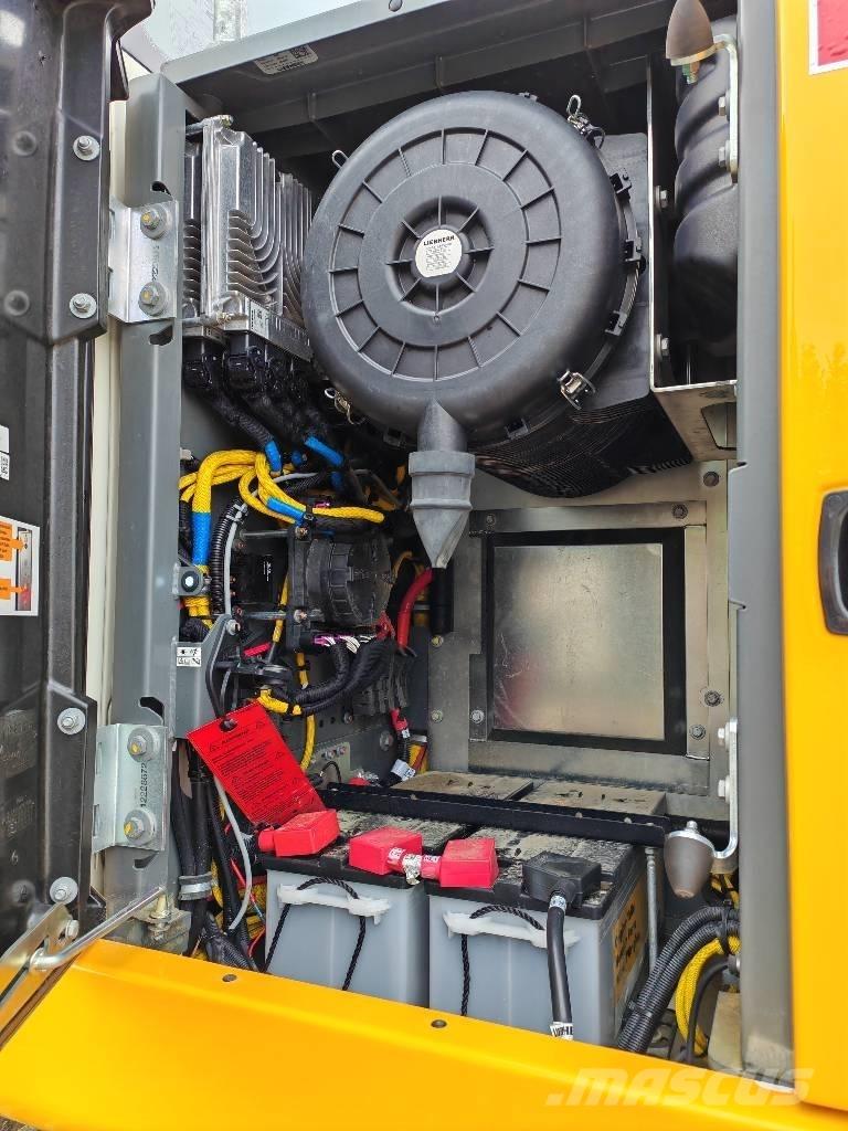 Liebherr R 926 G8 Pásové rýpadlá
