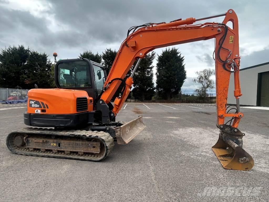 Doosan DX 85 R-3 Midi rýpadlá 7 t - 12 t