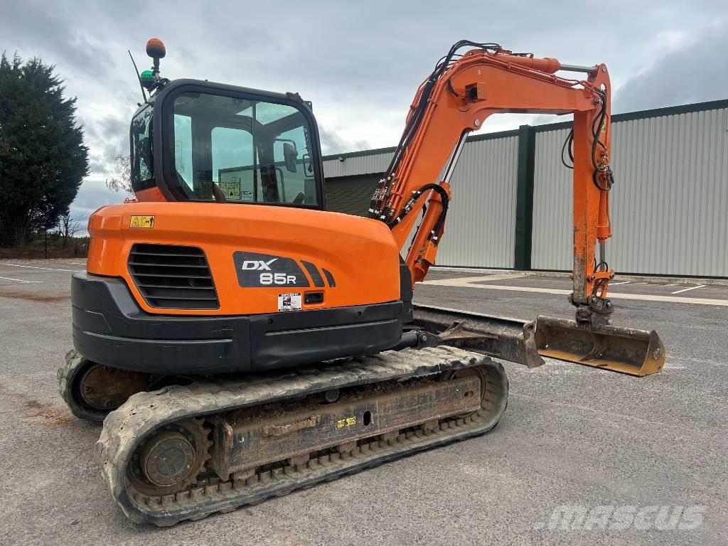 Doosan DX 85 R-3 Midi rýpadlá 7 t - 12 t
