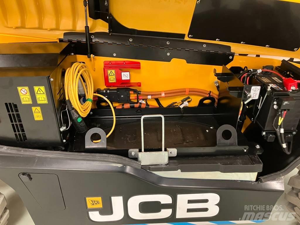 JCB 525-60E Teleskopické manipulátory