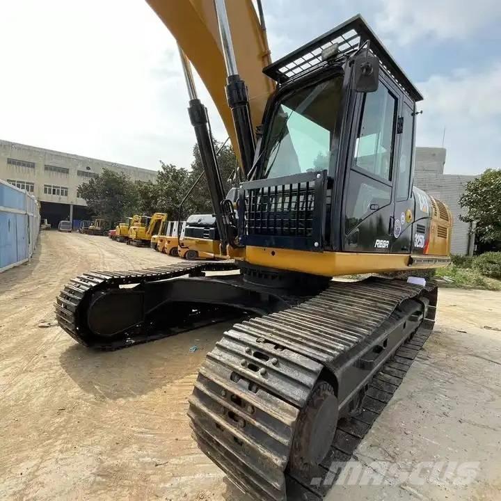 CAT 330D2 Pásové rýpadlá